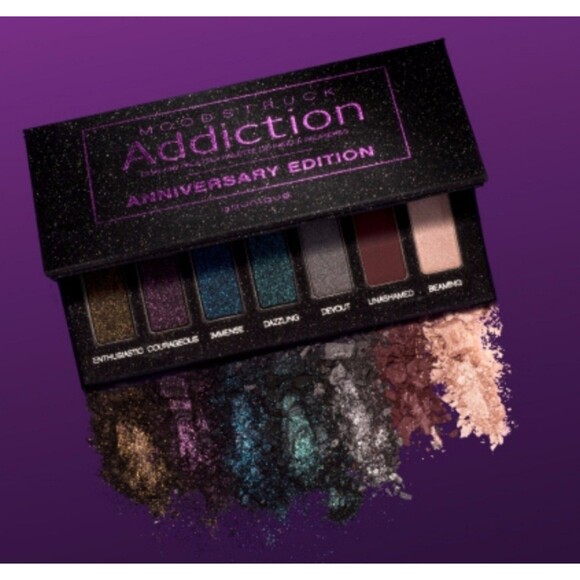 Younique Moodstruck Addiction Palette Anniversary Edition New in box - Picture 2 of 6